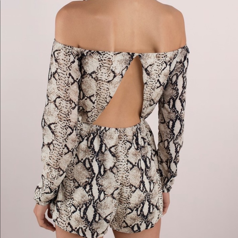 Tobi romper (open back)